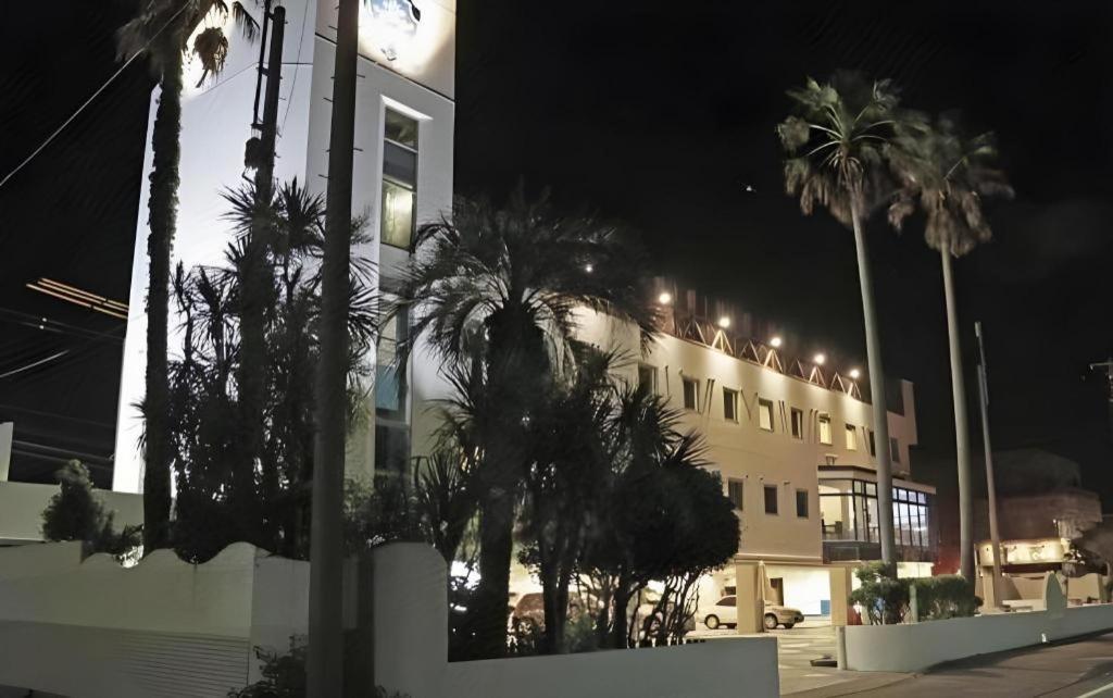Mykonos Resort Miura Yokosuka Exterior foto